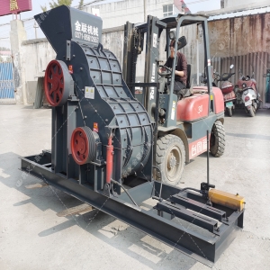 SCF1100X1000大型雙級粉碎機發貨圖片_發往甘肅平陽（yáng）_破碎煤矸石