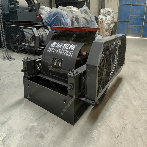 2PGC400X400雙齒（chǐ）輥破碎機發貨圖（tú）片_發往廣西百（bǎi）色_破碎錳礦