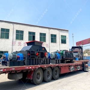 2PGC900X900雙齒輥破碎機發貨圖片_發往內蒙古赤峰_破（pò）碎煤