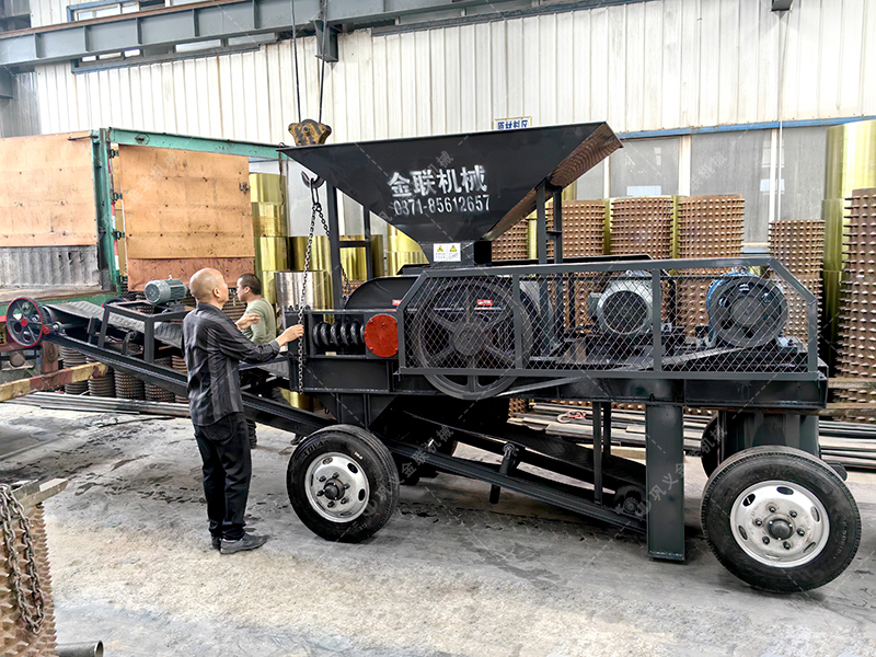 610X400對輥破碎機發貨圖片_發往甘肅蘭州_破碎金礦石 610X400對輥破碎機(jī)發貨圖片_發往甘肅(sù)蘭州_破碎金礦石