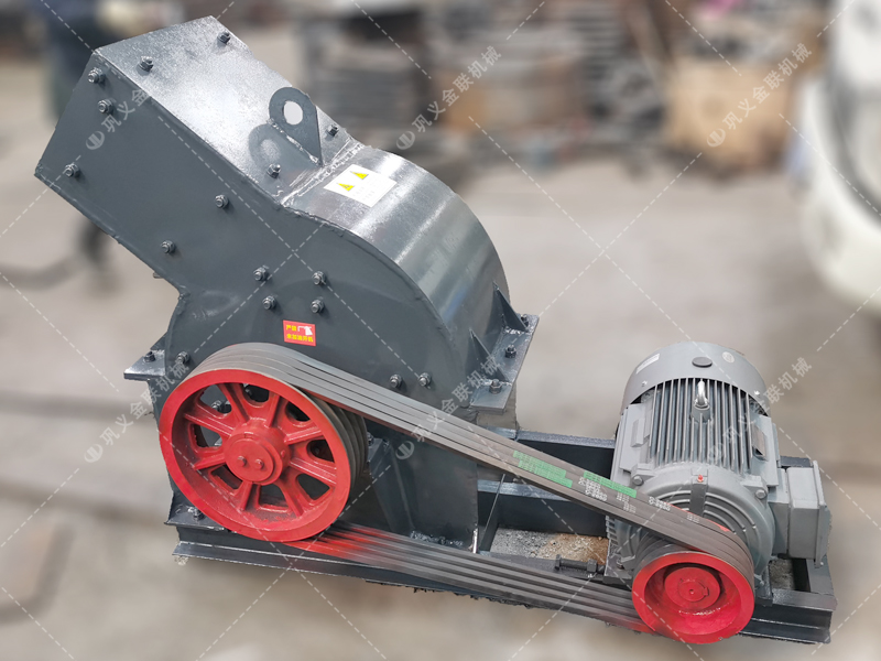 pc400x300小型錘式破(pò)碎機發貨(huò)圖片_發往(wǎng)山西_粉碎煤 pc400x300小型錘式破碎機發貨圖(tú)片_發往山西_粉碎煤