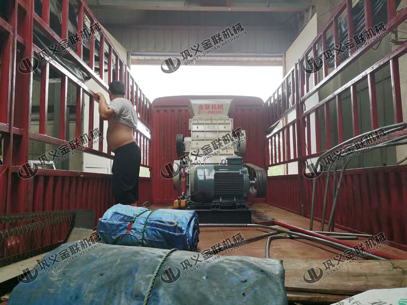 哪種粉煤機設備可以粉（fěn）碎濕煤（méi），購買一台需要多（duō）少錢？