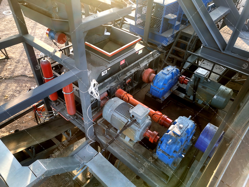 對輥破碎(suì)機的出料粒度能穩定控製在 5mm 以下嗎?調節秘籍在此! 對輥破(pò)碎機的出料粒度能穩定控製在 5mm 以下嗎?調節秘籍在此!